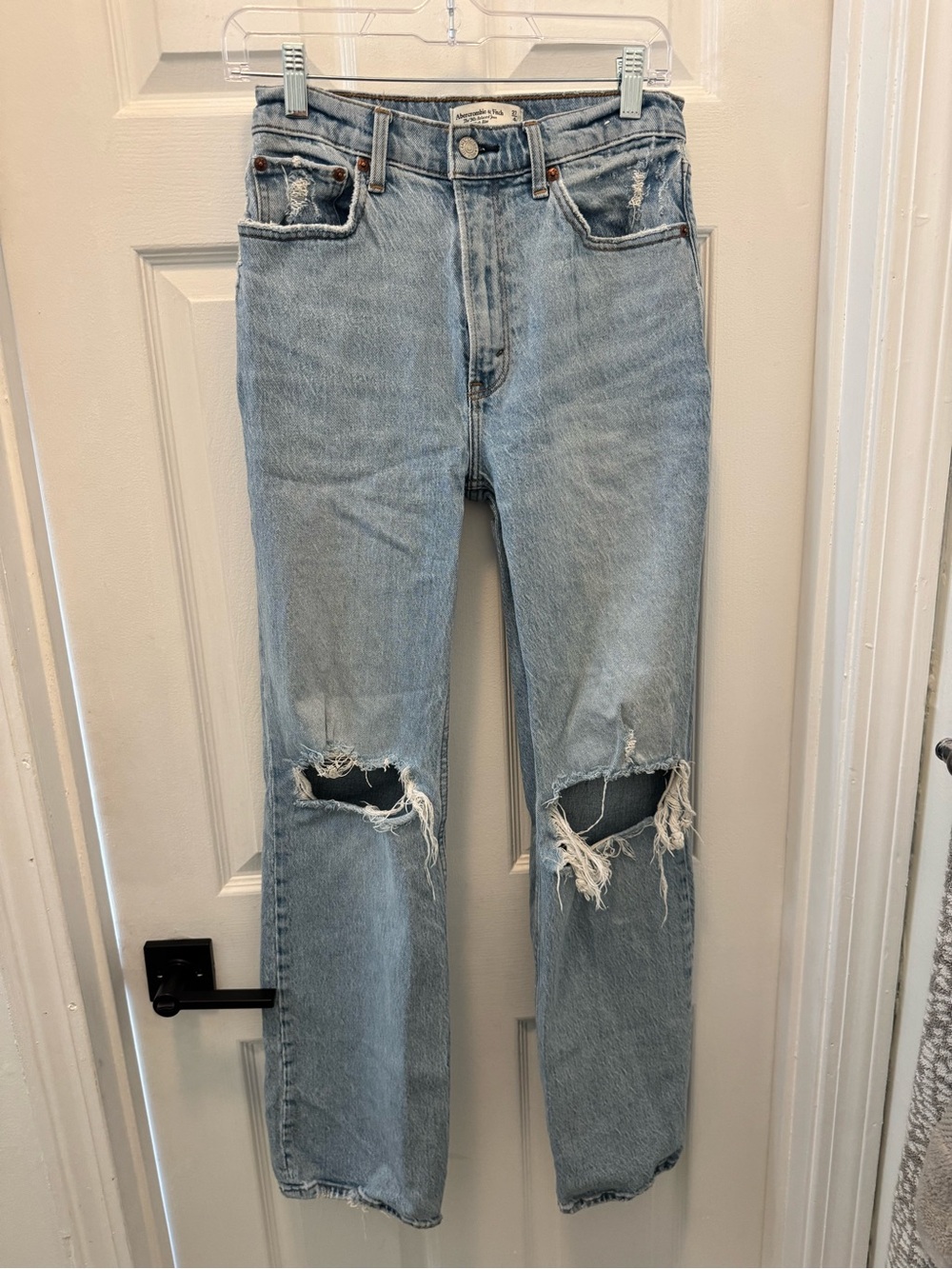 Abercrombie & Fitch High Rise 90s Relaxed Jeans